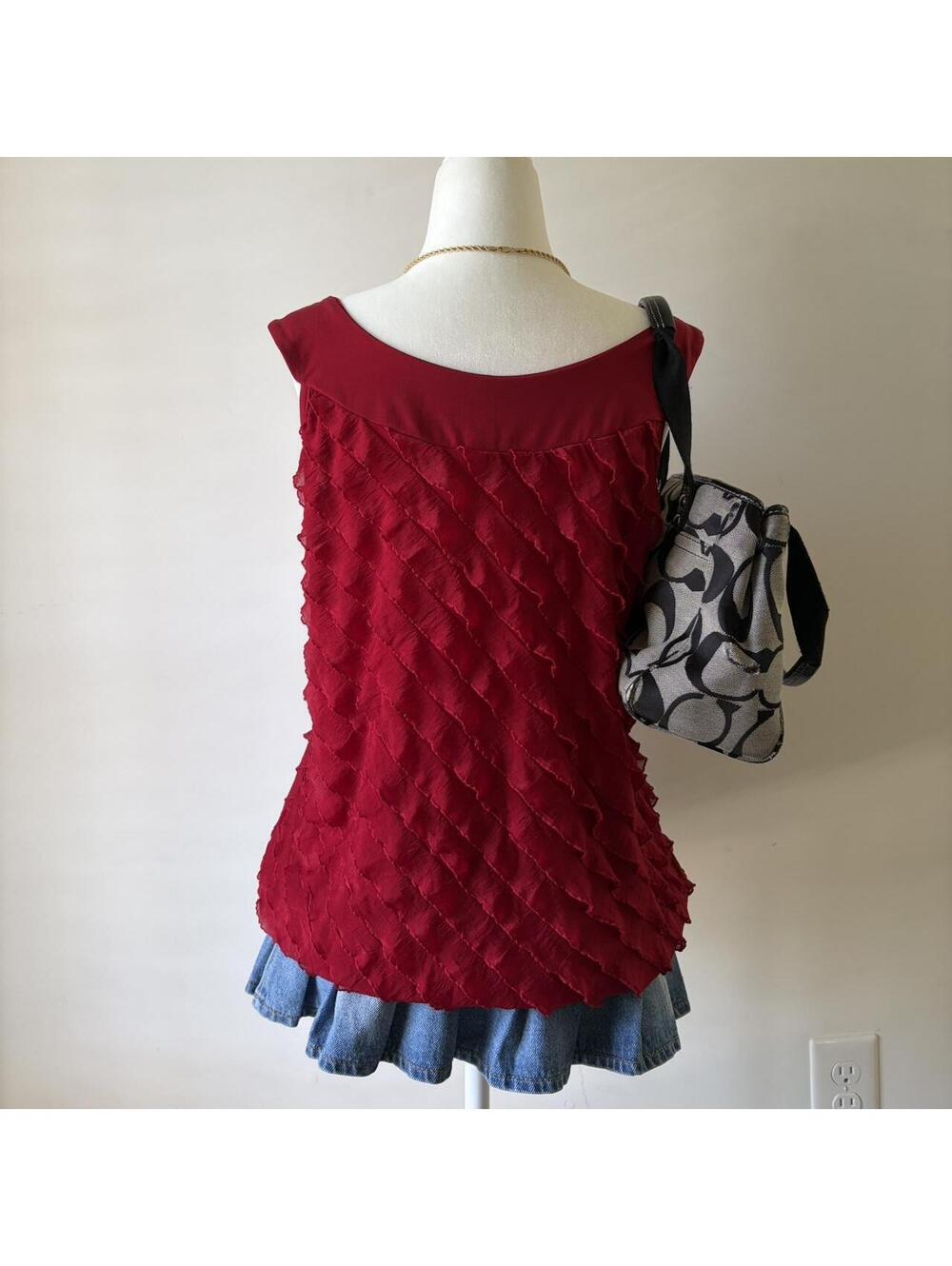 Y2K RUFFLE BLOUSE - Picture 2 of 3